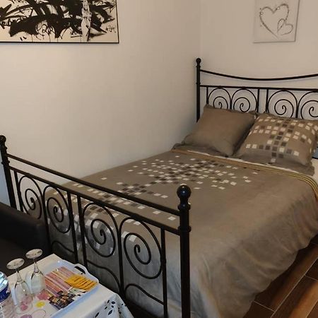 Bel Appart entre Paris et Dysney équipé  Montfermeil Extérieur photo